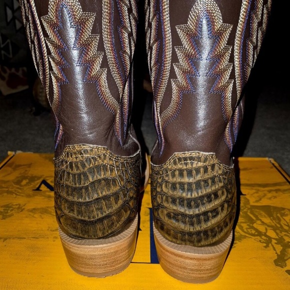 Golden Chocolate Caiman Cowboy Boots - Picture 5 of 9